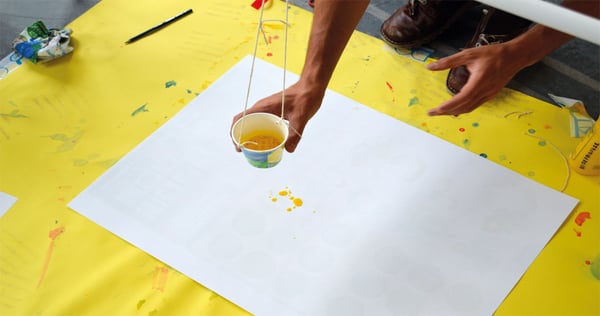 OKIDO_Pendulum_Paint_Activity_Push_Cup